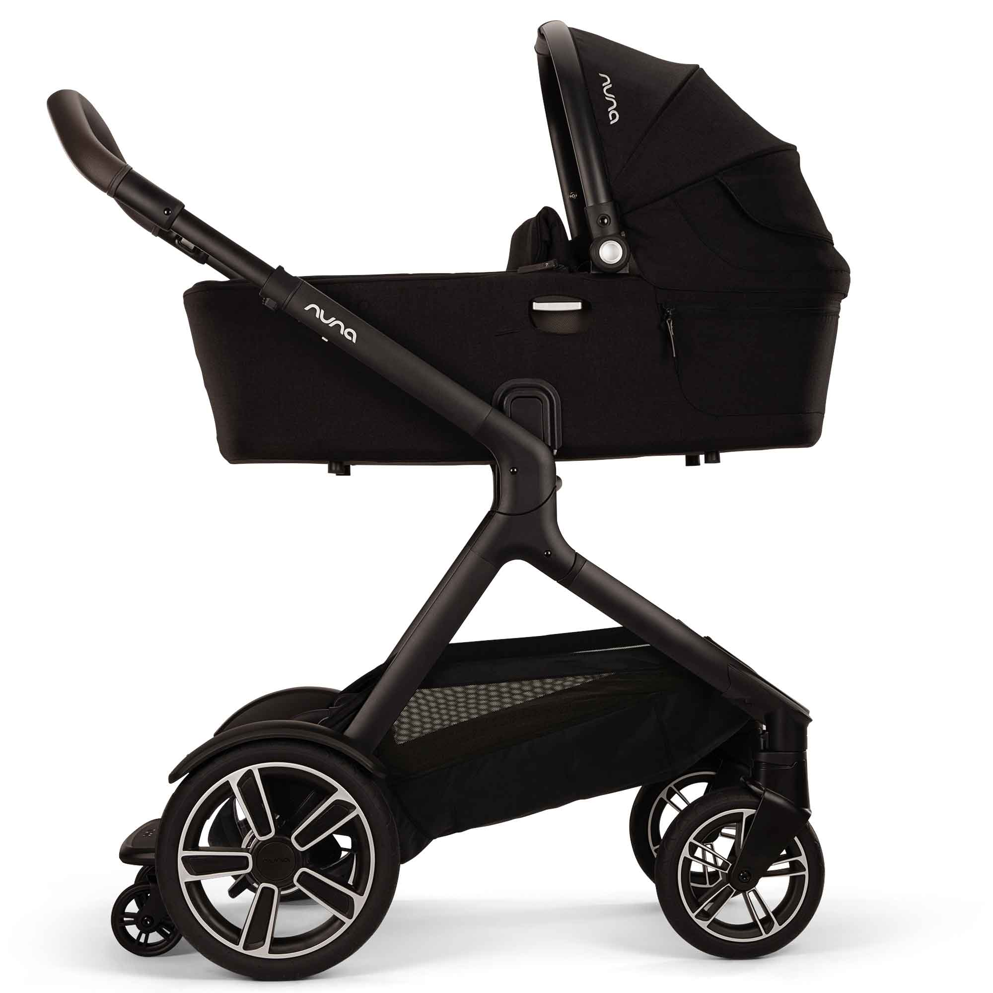 Nuna DEMI Next & PIPA Next Travel System in Caviar Travel Systems Z2BNDEMI1003UK 5056080617565