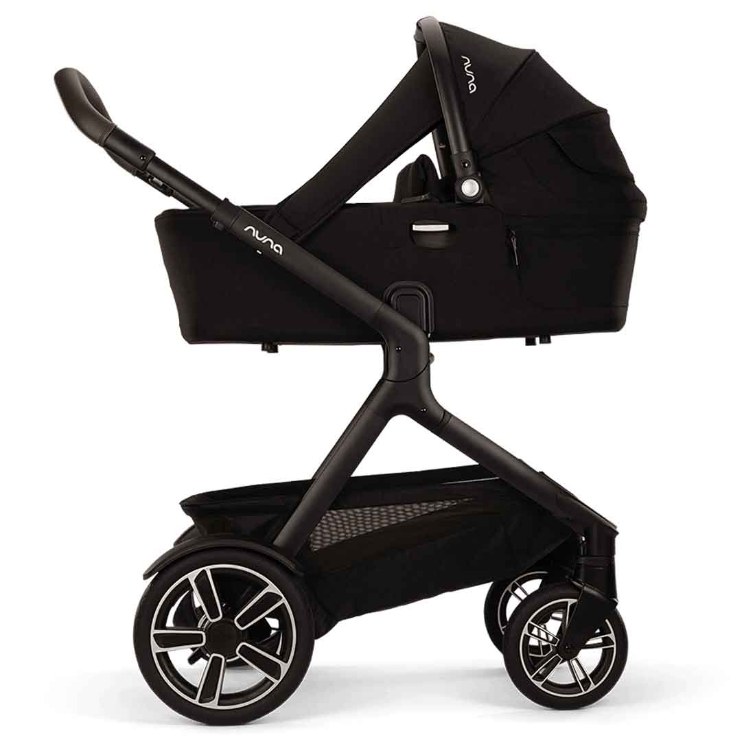 Nuna DEMI Next & PIPA Next Travel System in Caviar Travel Systems Z2BNDEMI1003UK 5056080617565