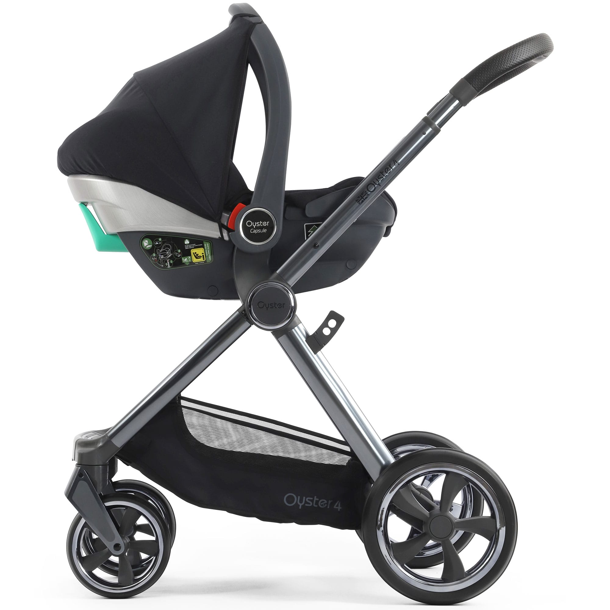 Oyster 4 Essential Bundle in Carbonite Travel Systems