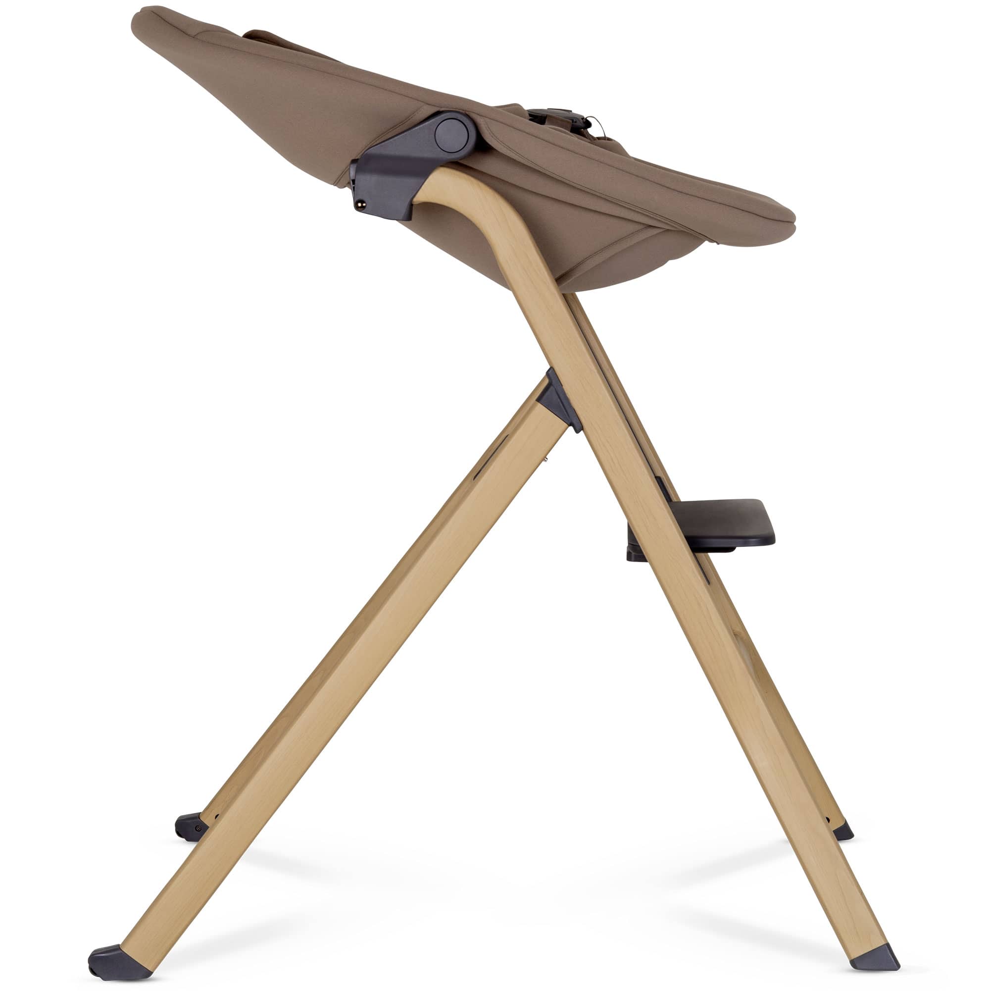 Silver Cross Nest & Nurture Highchair 4 in 1 Highchair & Baby Bouncer in Biscuit Baby Highchairs SX7052.BS 5055836935090