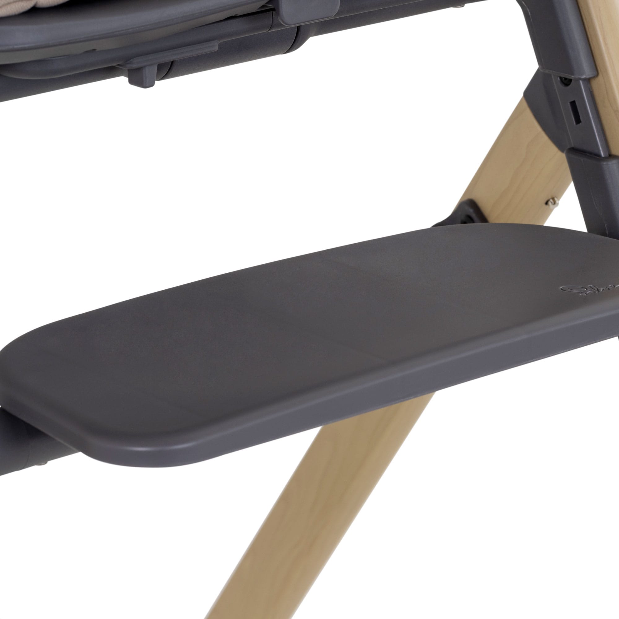 Silver Cross Nest & Nurture Highchair in Biscuit Baby Highchairs SX7051.BS 5055836935083