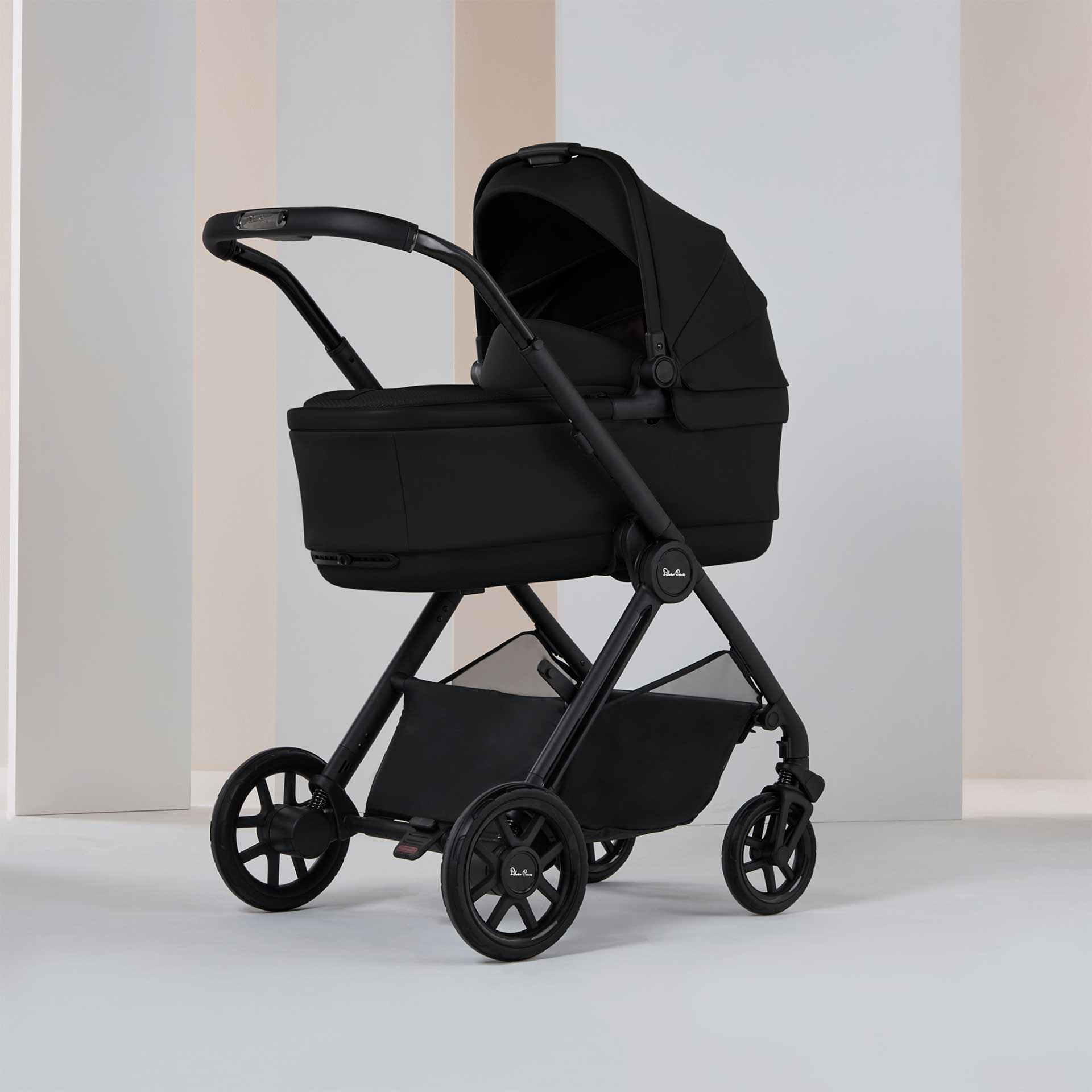 Silver Cross Reef 2 Accessory Bundle in Space Baby Prams IR2.SP 5055836931467