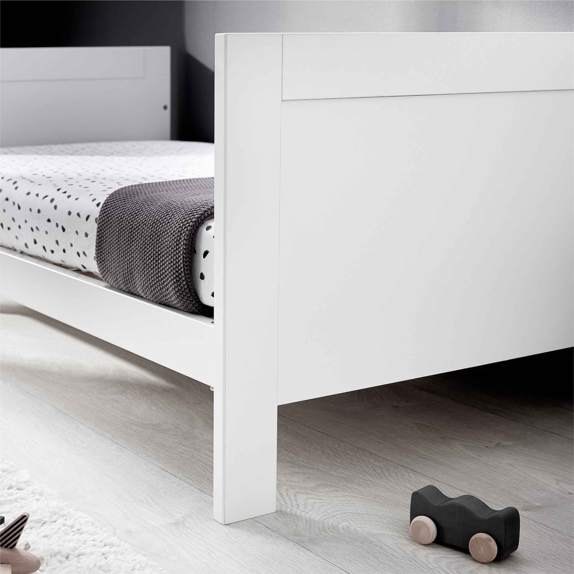 Silver Cross Finchley White Cot Bed Cot Beds SX8169 5055836924926