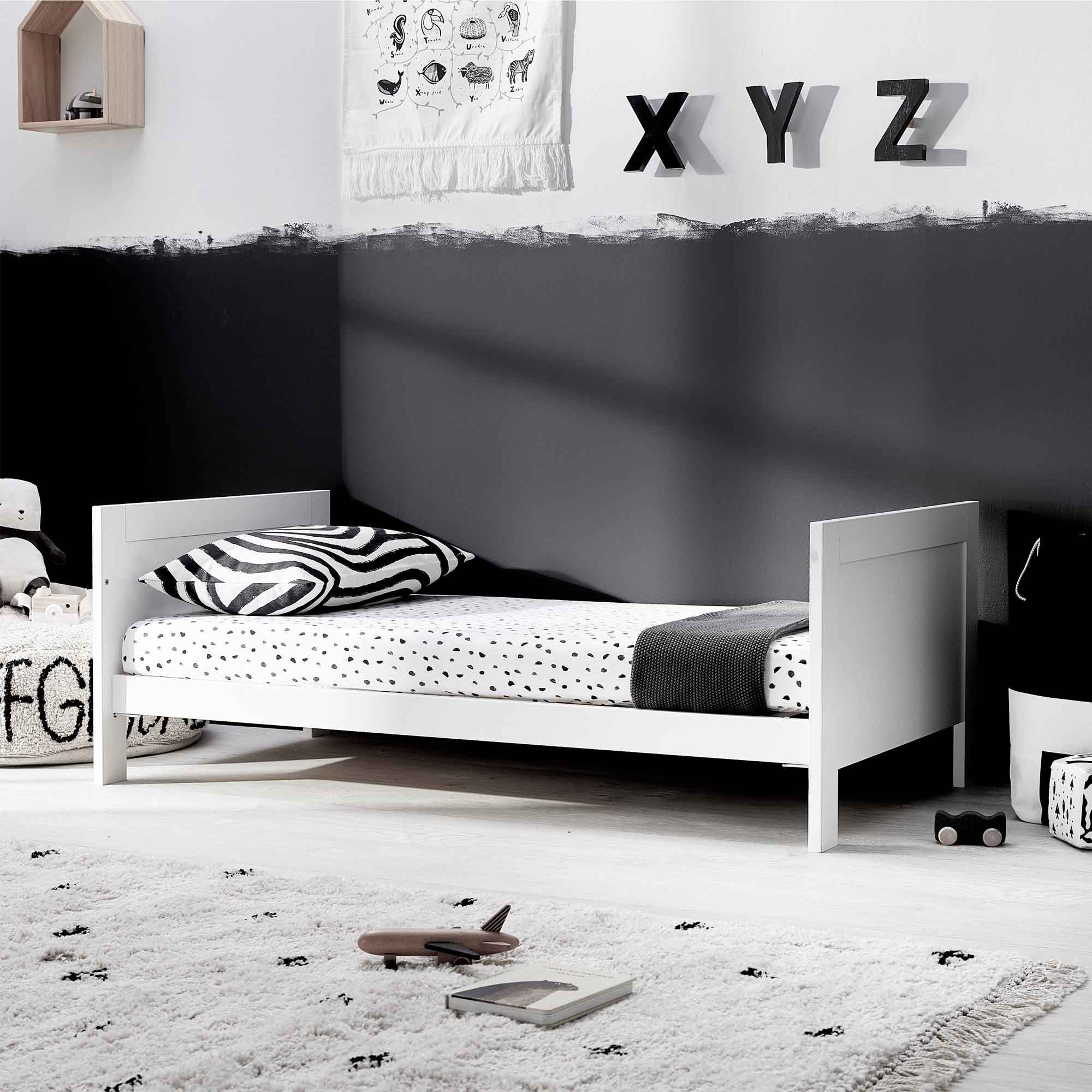 Silver Cross Finchley White Cot Bed Cot Beds SX8169 5055836924926