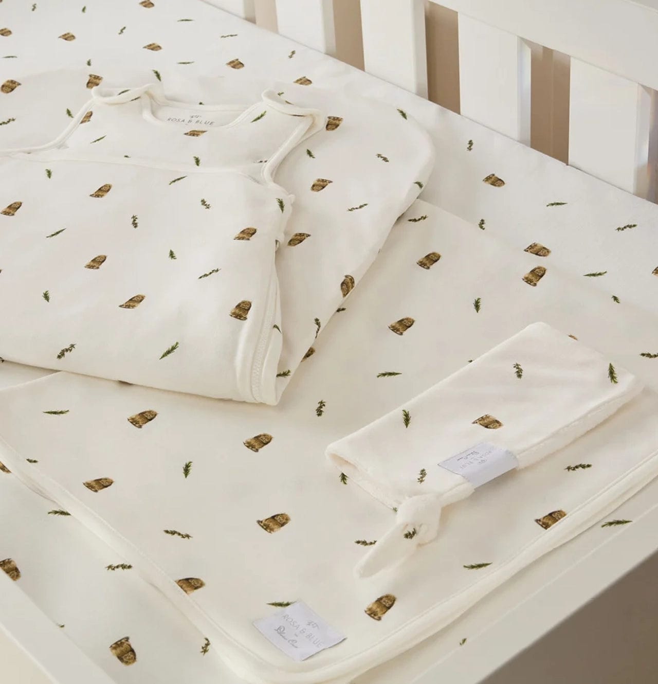 Silver Cross Cot Bed Starter Bedding Bundle Bunny Print