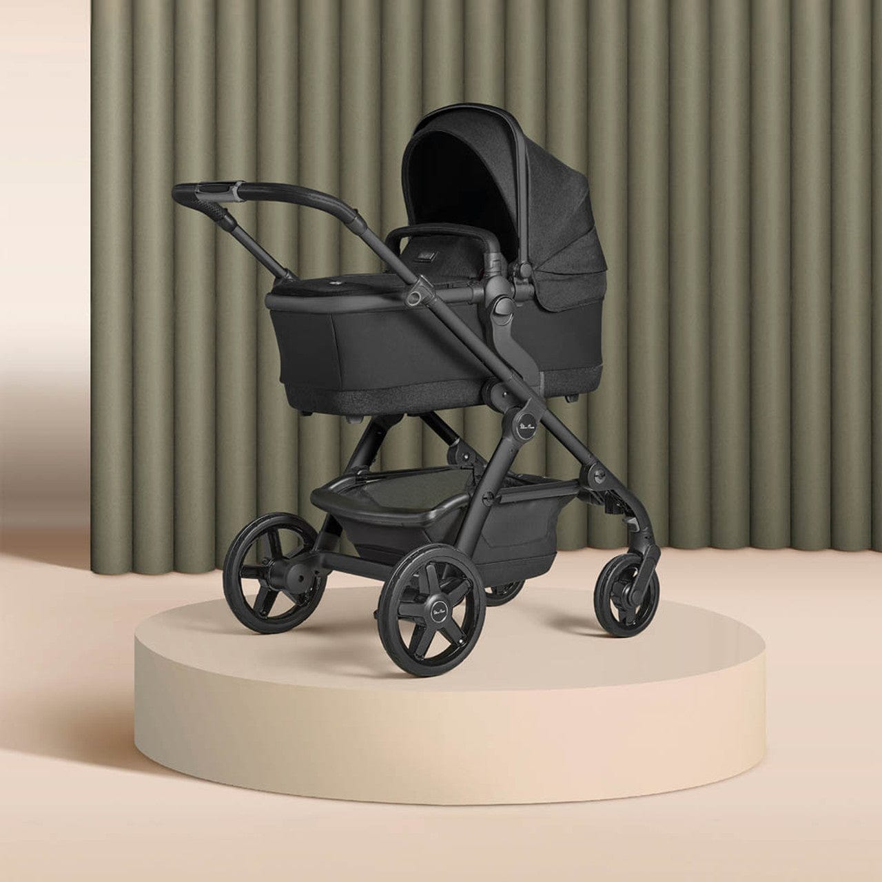 Silver Cross Wave 3 Growing Family Bundle in Onyx Travel Systems 19140-GRF-ONX 5055836924759