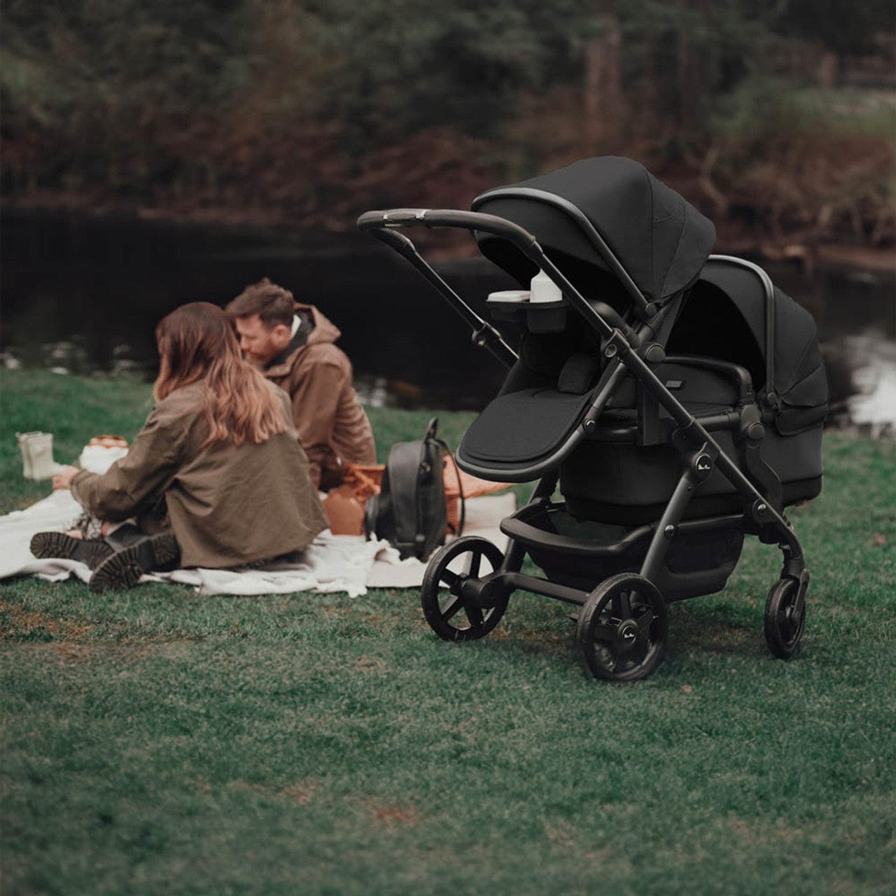 Silver Cross Wave 3 Growing Family Bundle in Onyx Travel Systems 19140-GRF-ONX 5055836924759