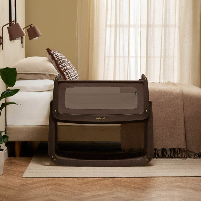 SnuzPod 5 Bedside Crib in Chocolate