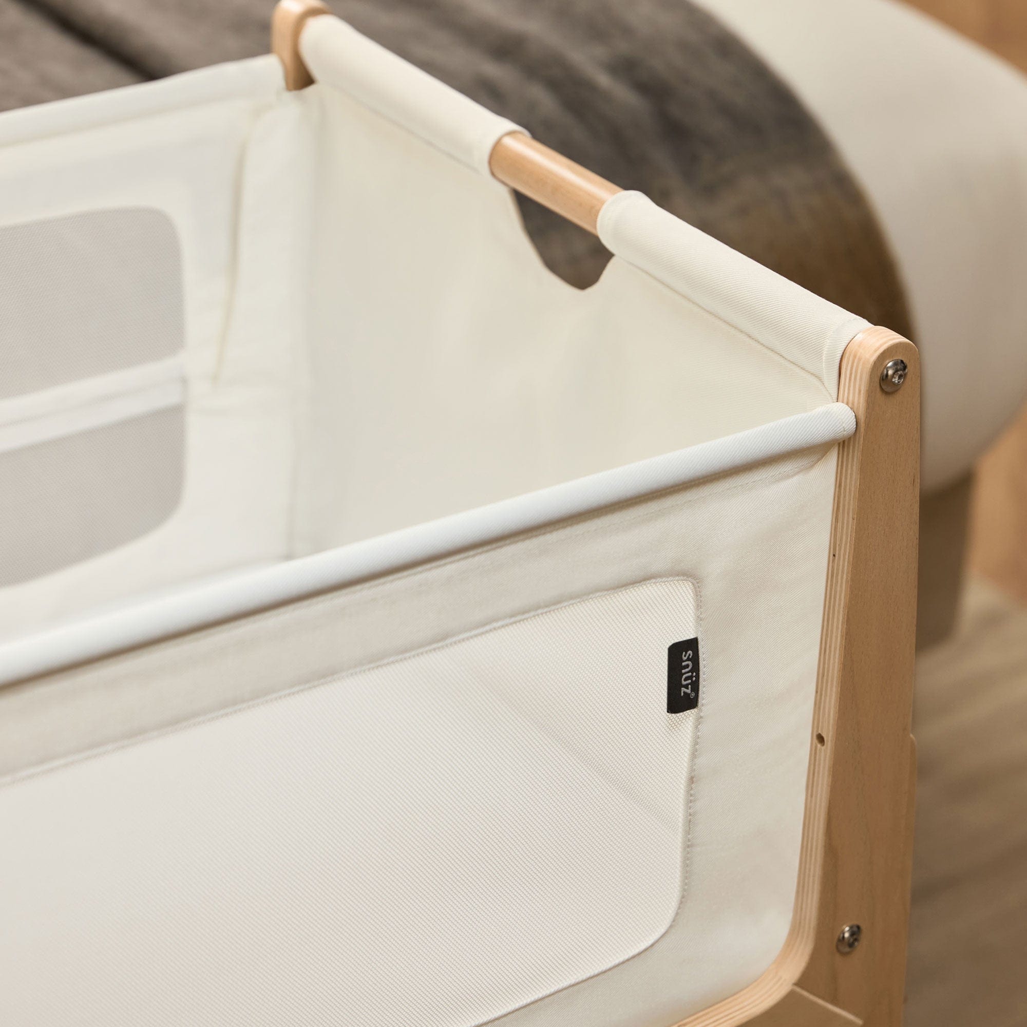 SnuzPod 5 Bedside Crib in Natural Cribs