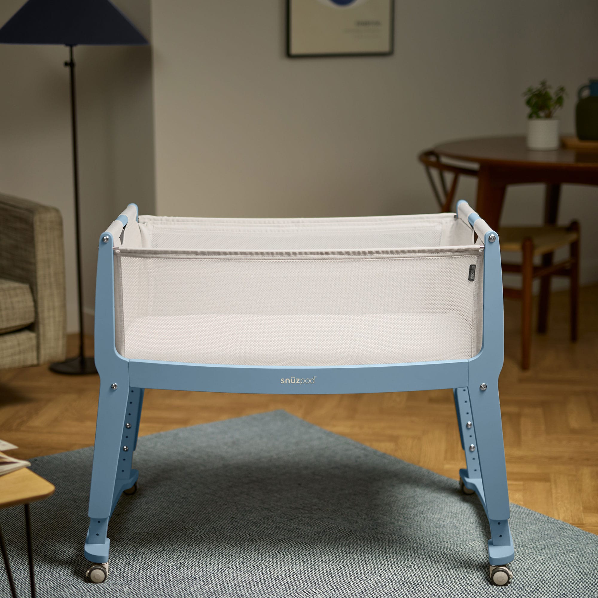SnuzPod Studio Bedside Crib in Santorini Sky Cribs FN032K 5061061517604