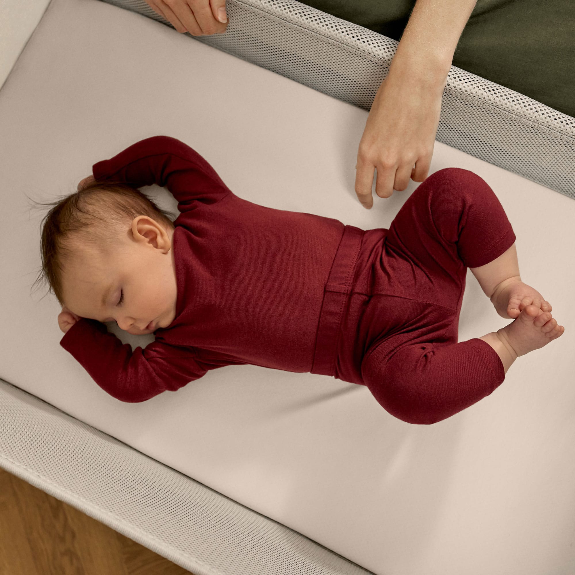 SnuzPod Studio Bedside Crib in Tokyo Matcha Cribs FN032J 5061061517598