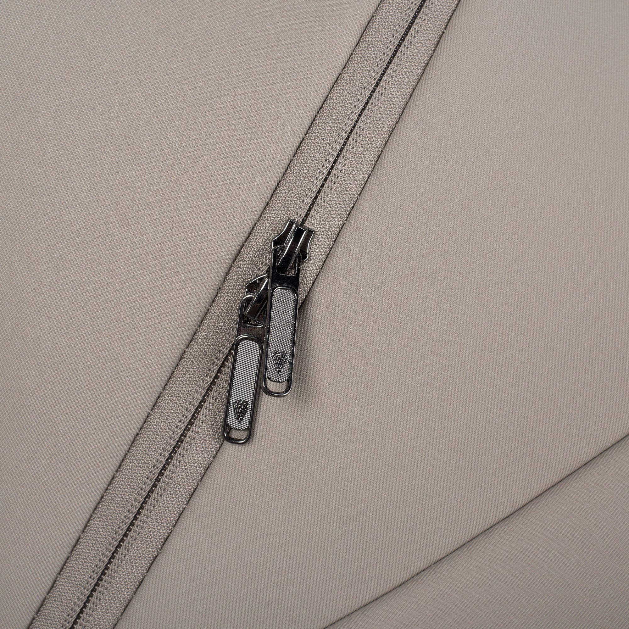 Venicci Tinum Upline 2 3in1 Travel System in Taupe Travel Systems