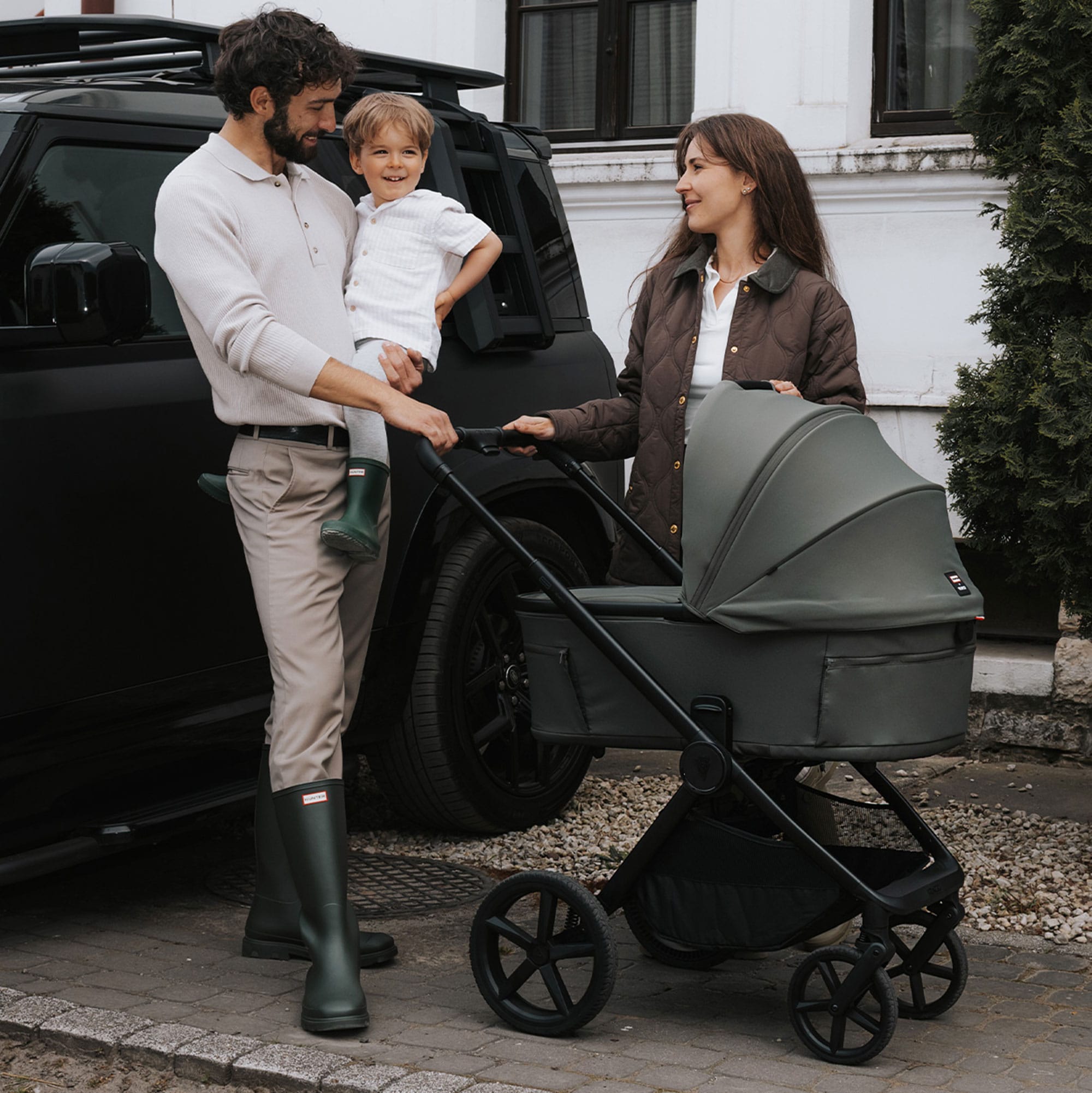 Venicci Tinum Upline 3 Hunter Luxury Cybex Travel System in Dark Olive Travel Systems