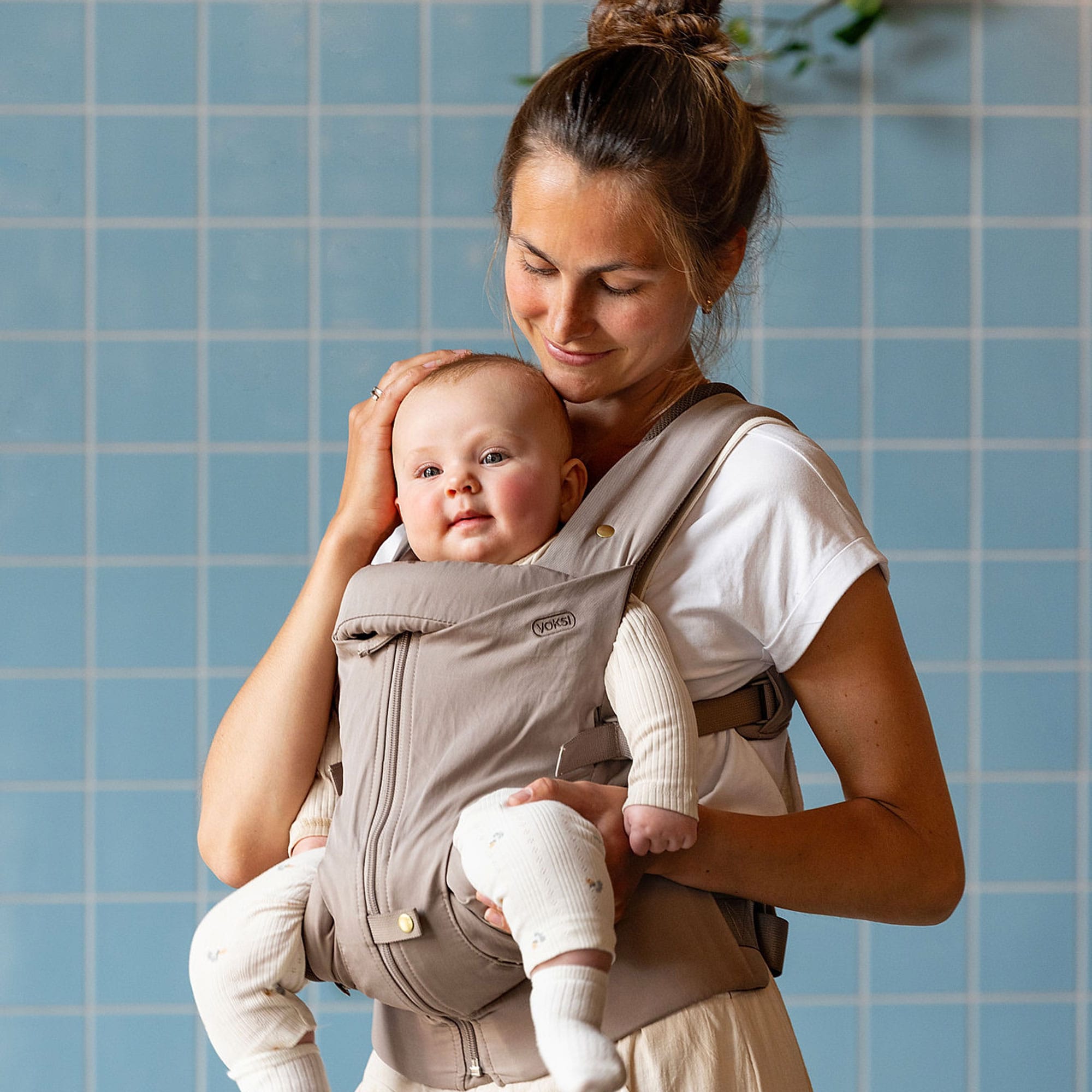 Voksi Huddle Carrier in Clay Baby Carriers 11042416-clay