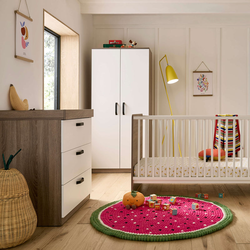 CuddleCo Enzo 3 Piece Set in Truffle Oak/White Nursery Room Sets