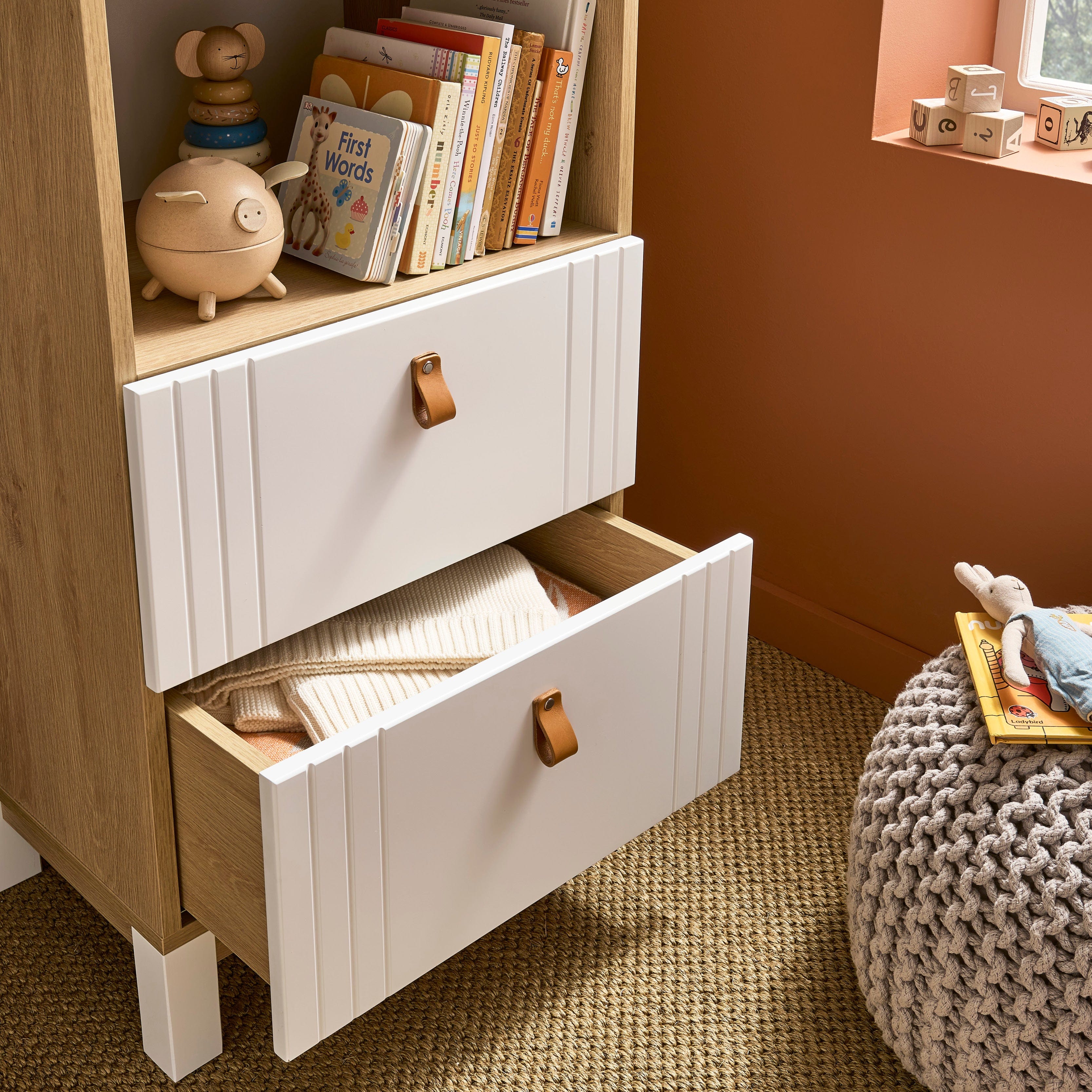 CuddleCo Rafi 5 Piece Room Set in Oak & White Nursery Room Sets