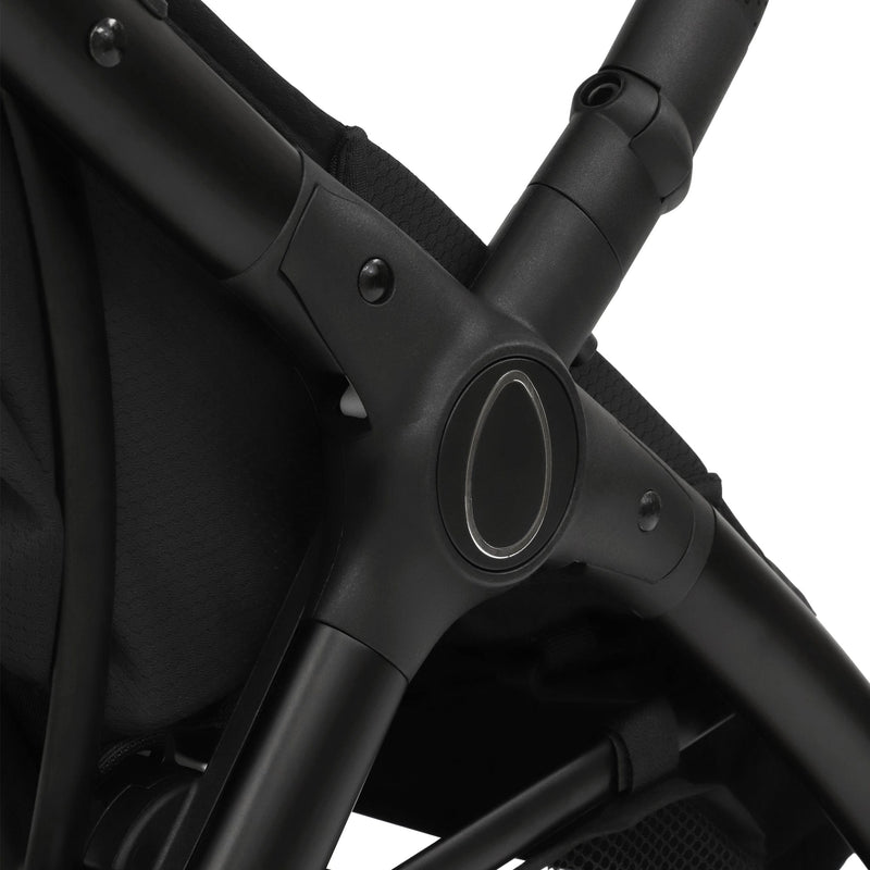 Egg Z stroller in Just Black Pushchairs & Buggies EZJB