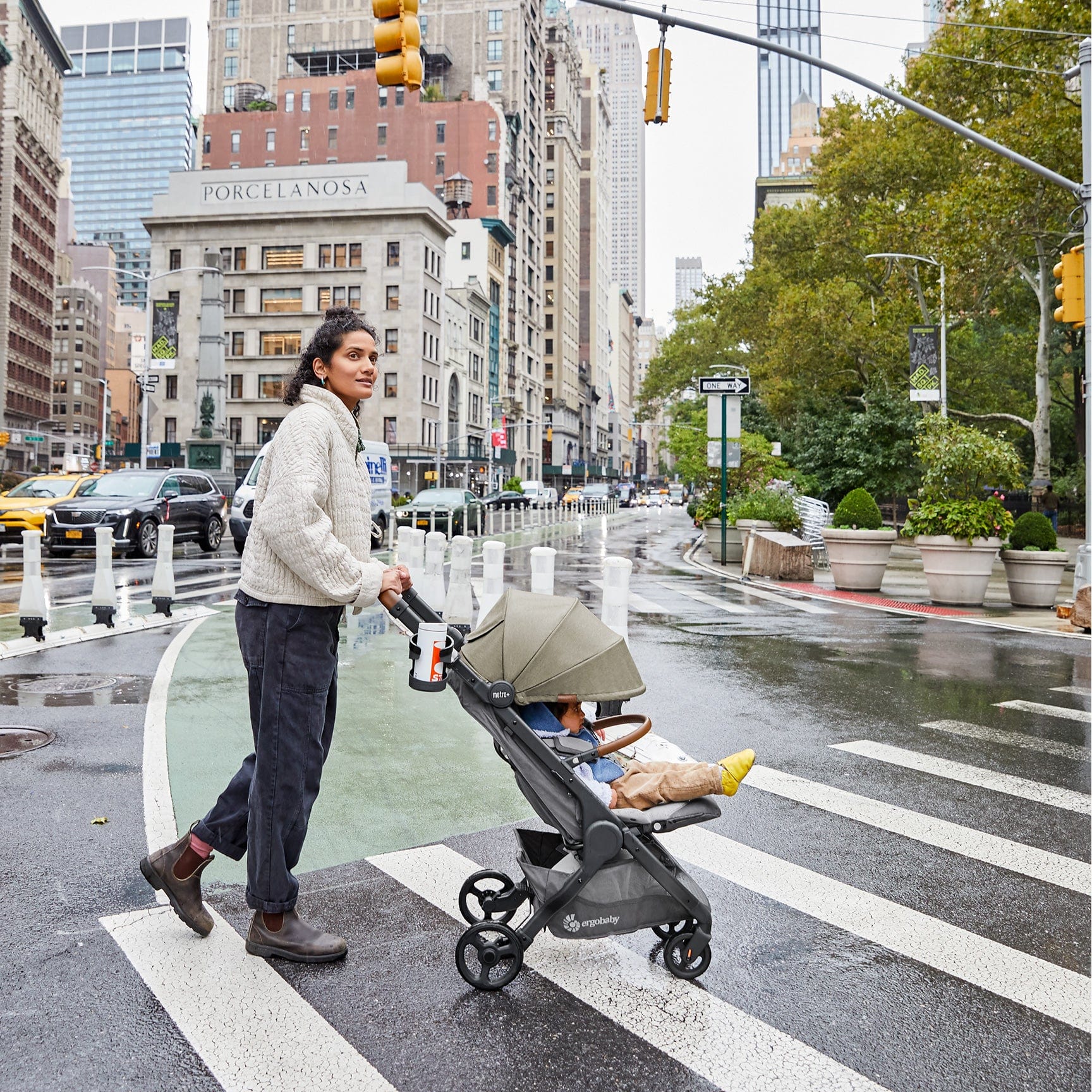 Ergobaby Metro+ Deluxe in Empire Green Pushchairs & Buggies metropdxempgrnuk 1220000207073
