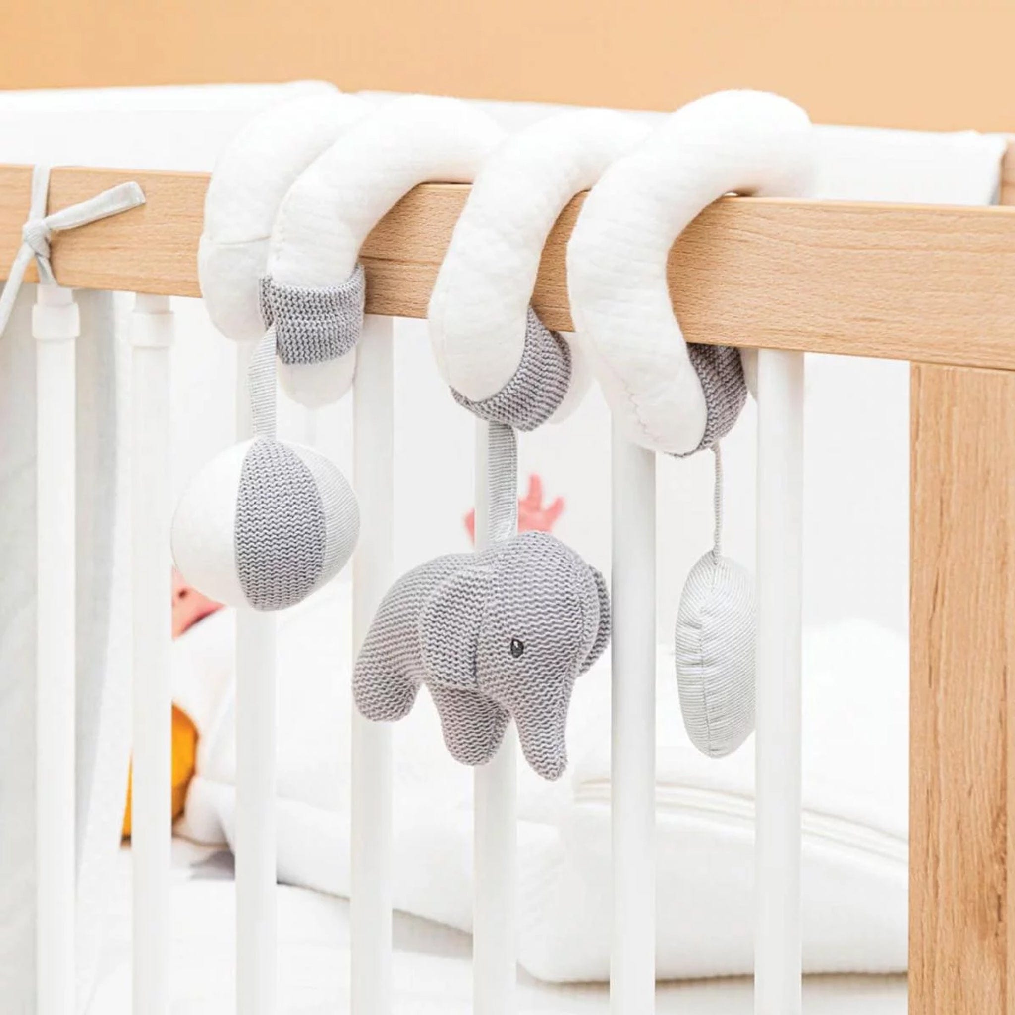 Nattou Tembo Cotton Elephant Spiral Toy Baby Sensory Toys NATTEM929127 5414673929127