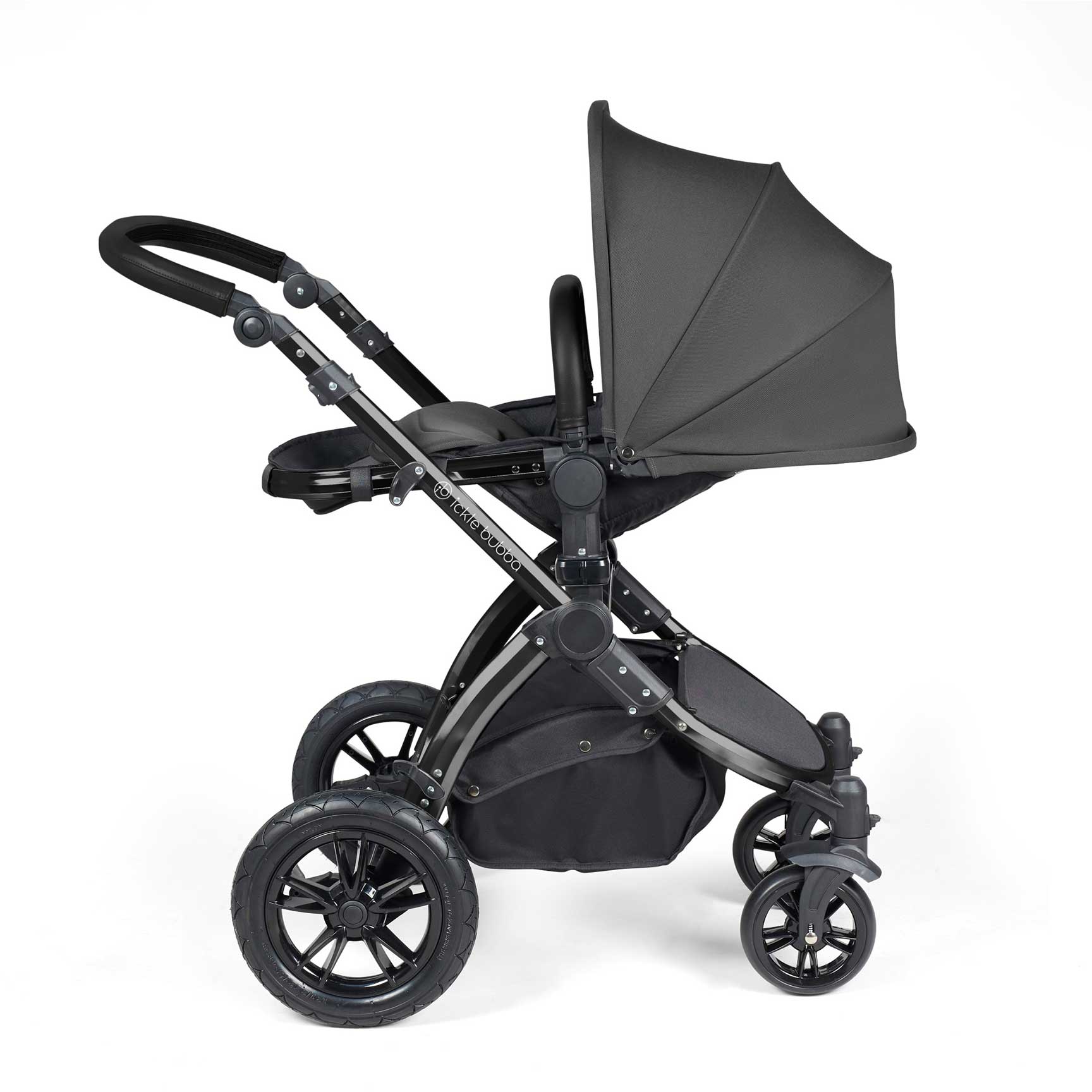 Ickle Bubba Stomp Luxe All-in-One Travel System with Isofix Base in Black/Charcoal Grey/Black Travel Systems 10-011-300-206 5056515026450