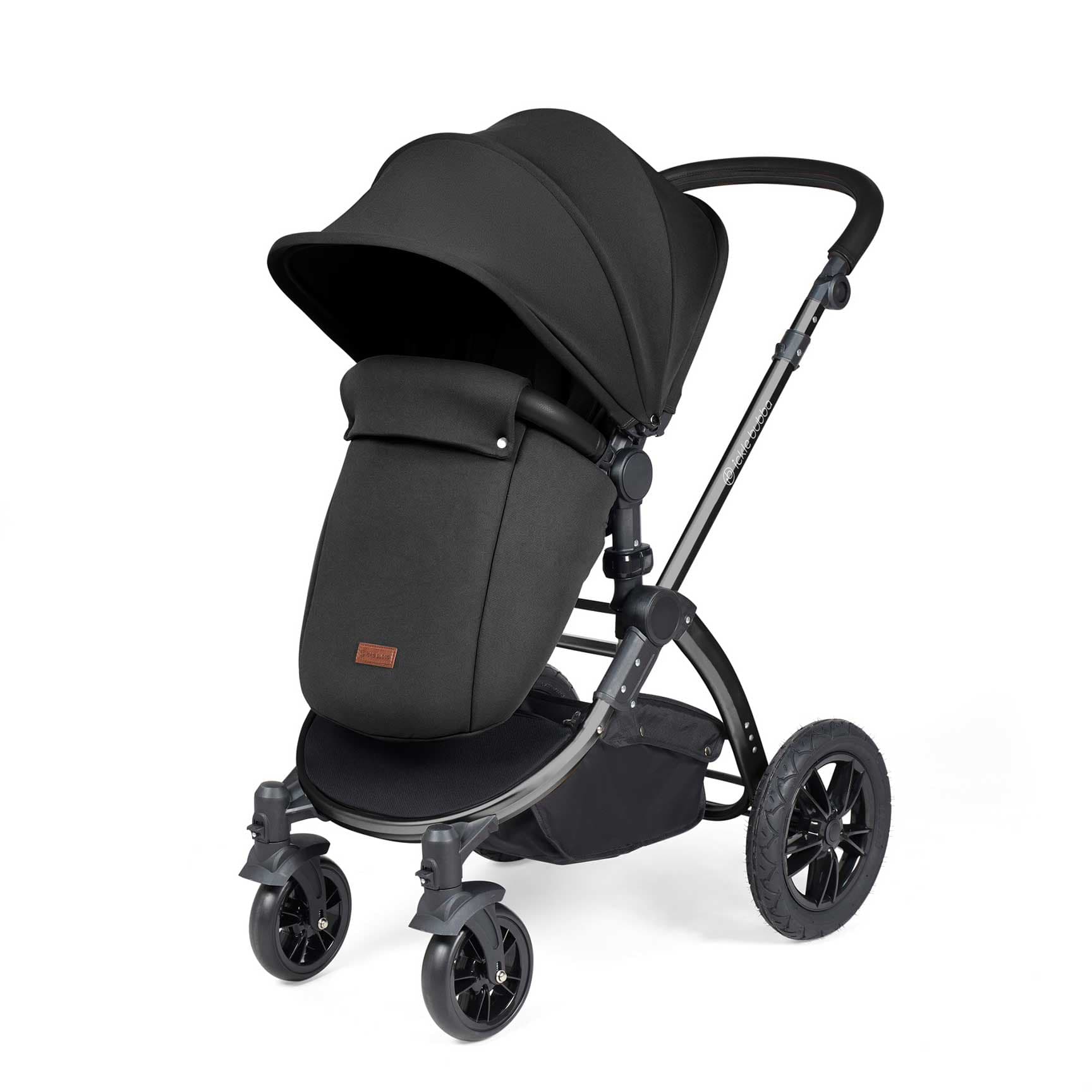 Ickle Bubba Stomp Luxe All-in-One Travel System with Isofix Base in Black/Midnight/Black Travel Systems 10-011-300-202 5056515026436