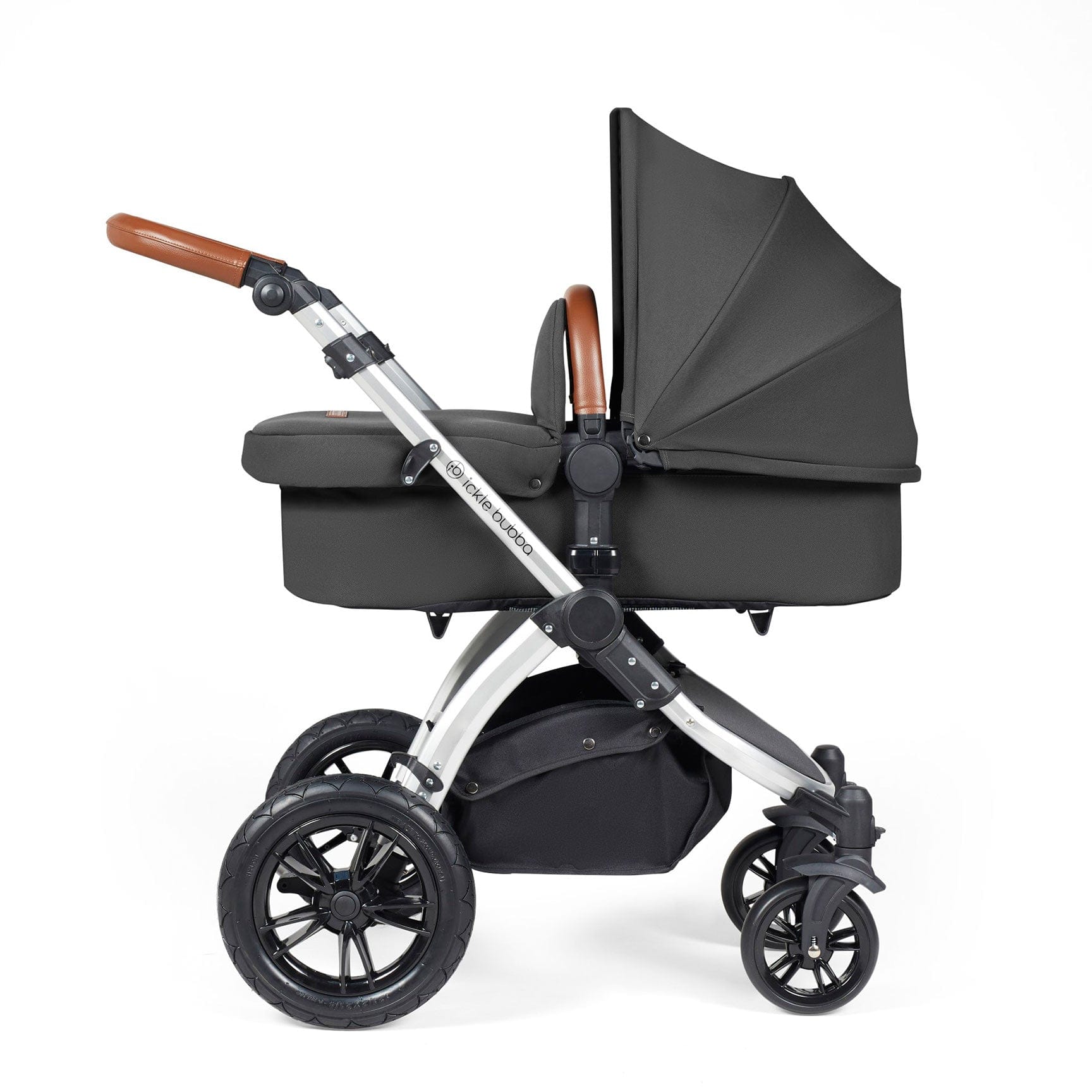 Ickle Bubba Stomp Luxe All-in-One Travel System with Isofix Base in Silver/Charcoal Grey/Tan Travel Systems 10-011-300-255 5056515026542