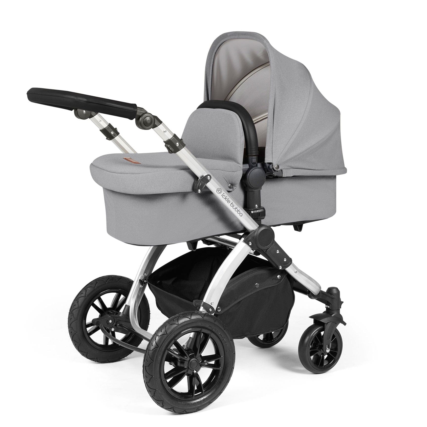 Ickle Bubba Stomp Luxe All-in-One Travel System with Isofix Base in Silver/Pearl Grey/Black Travel Systems 10-011-300-259 5056515026573