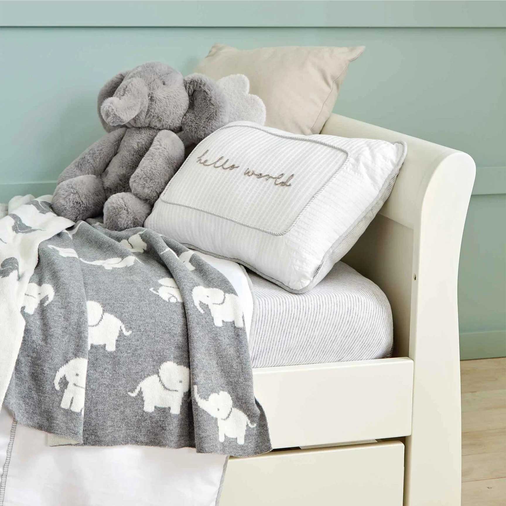 Mamas & Papas Welcome To The World Knitted Elephant Blanket in Grey Cot & Cot Bed Blankets