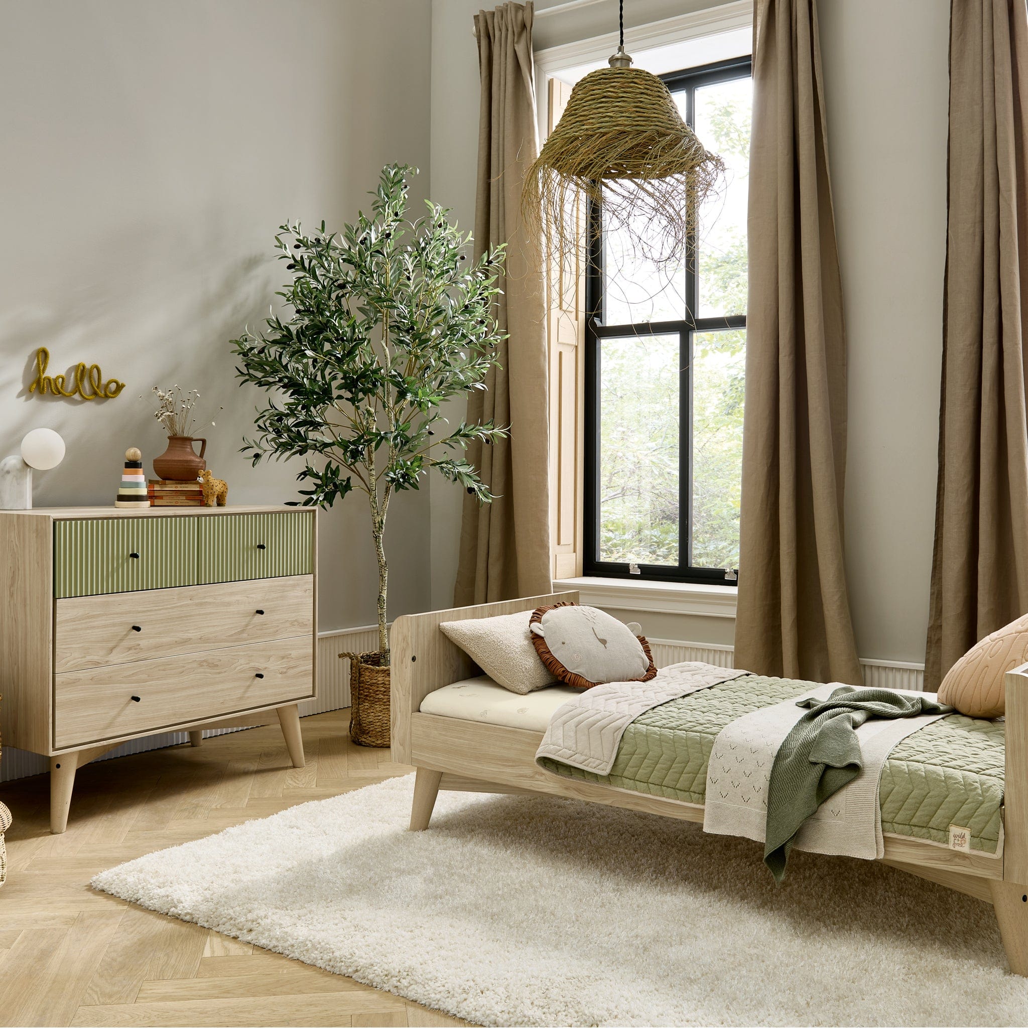 Mamas & Papas Coxley 2 Piece Cotbed Set in Natural/Olive Nursery Room Sets