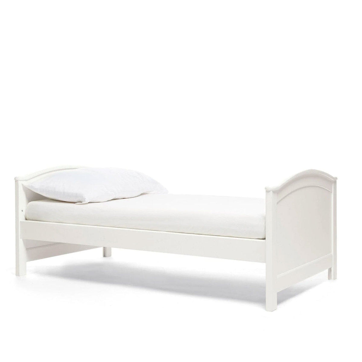 Mamas & Papas Flyn 2 Piece Cotbed and Dresser Changer Set in White Nursery Room Sets