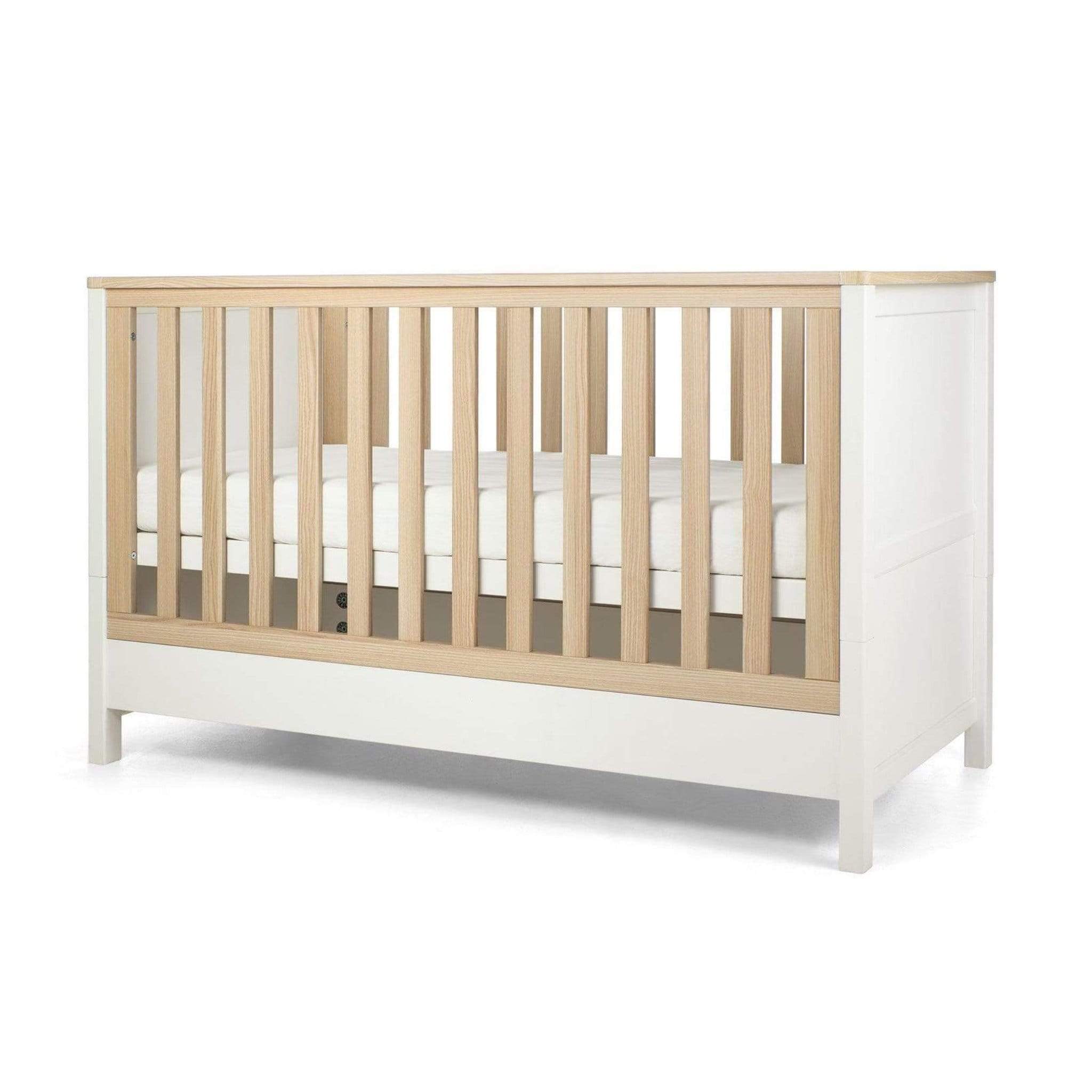 Mamas & Papas Harwell 3 Piece Cotbed Range White/Oak Nursery Room Sets