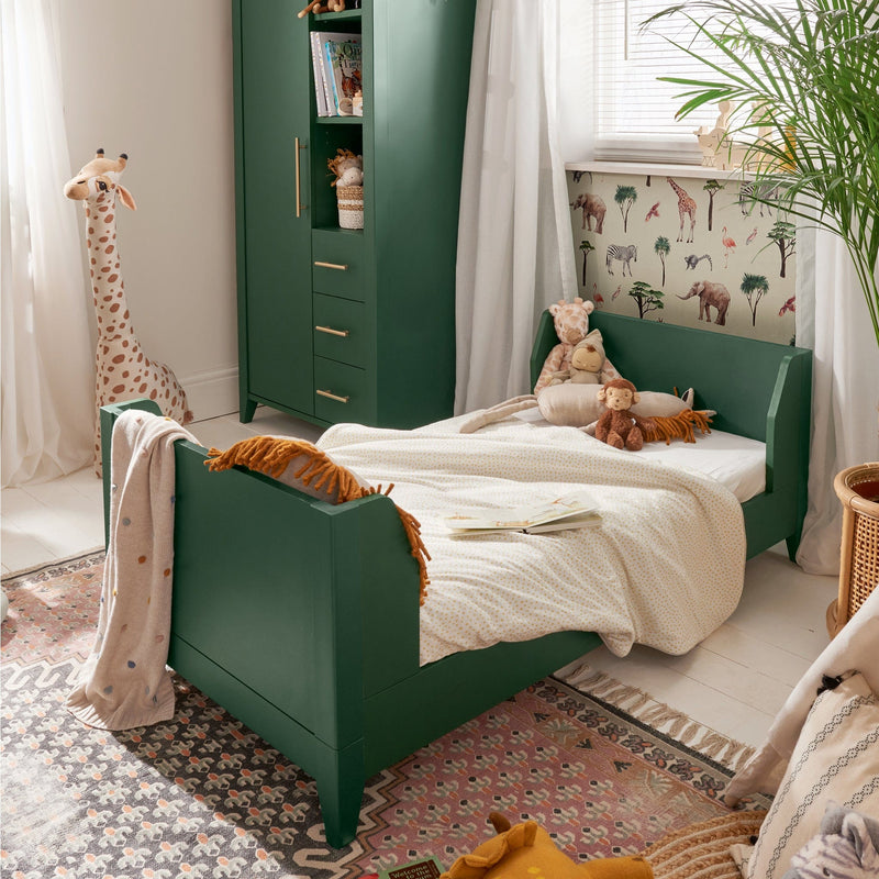 Mamas & Papas Melfi 3 Piece Cotbed Range Green Nursery Room Sets