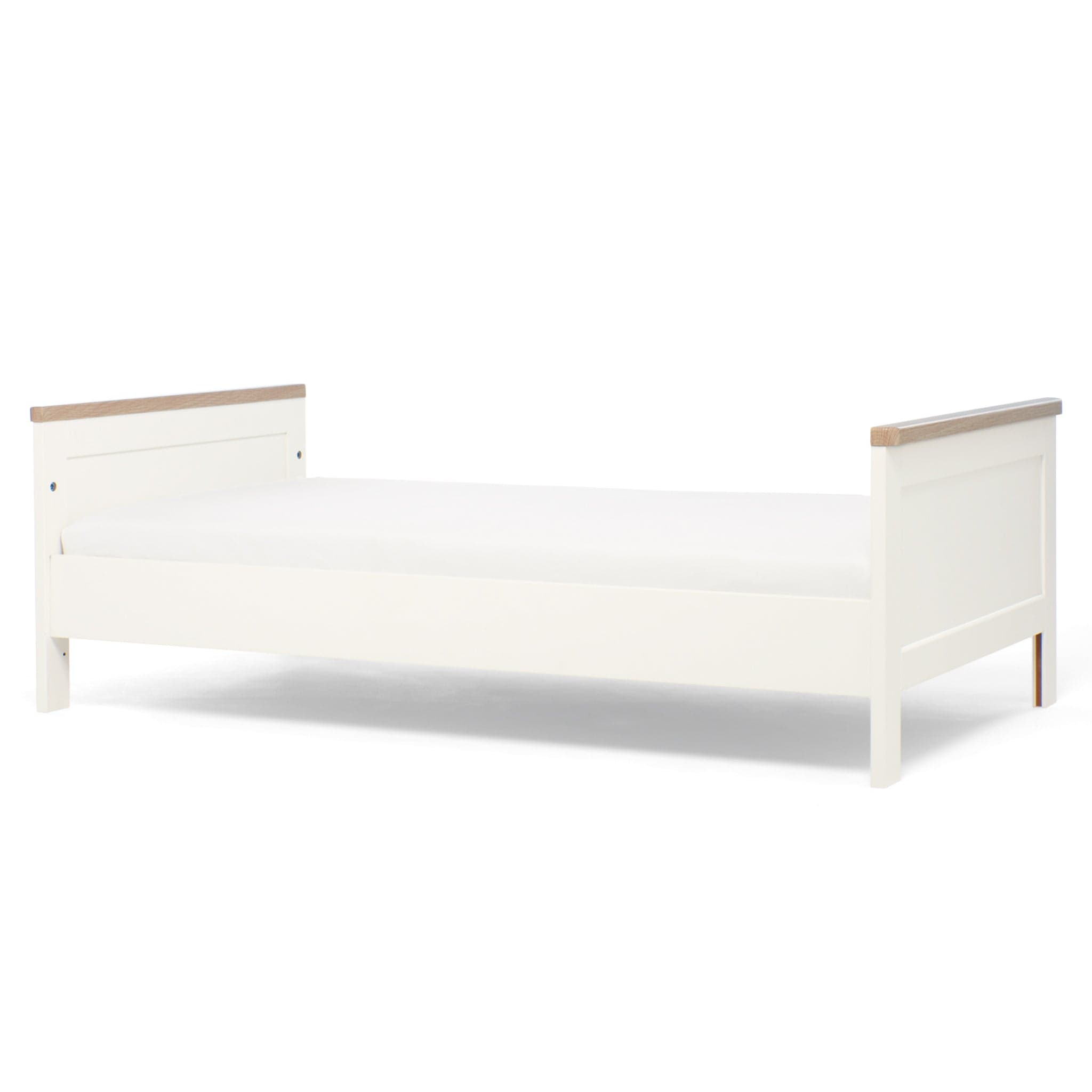 Mamas & Papas Wedmore 2 Piece Cotbed Set in White Nursery Room Sets