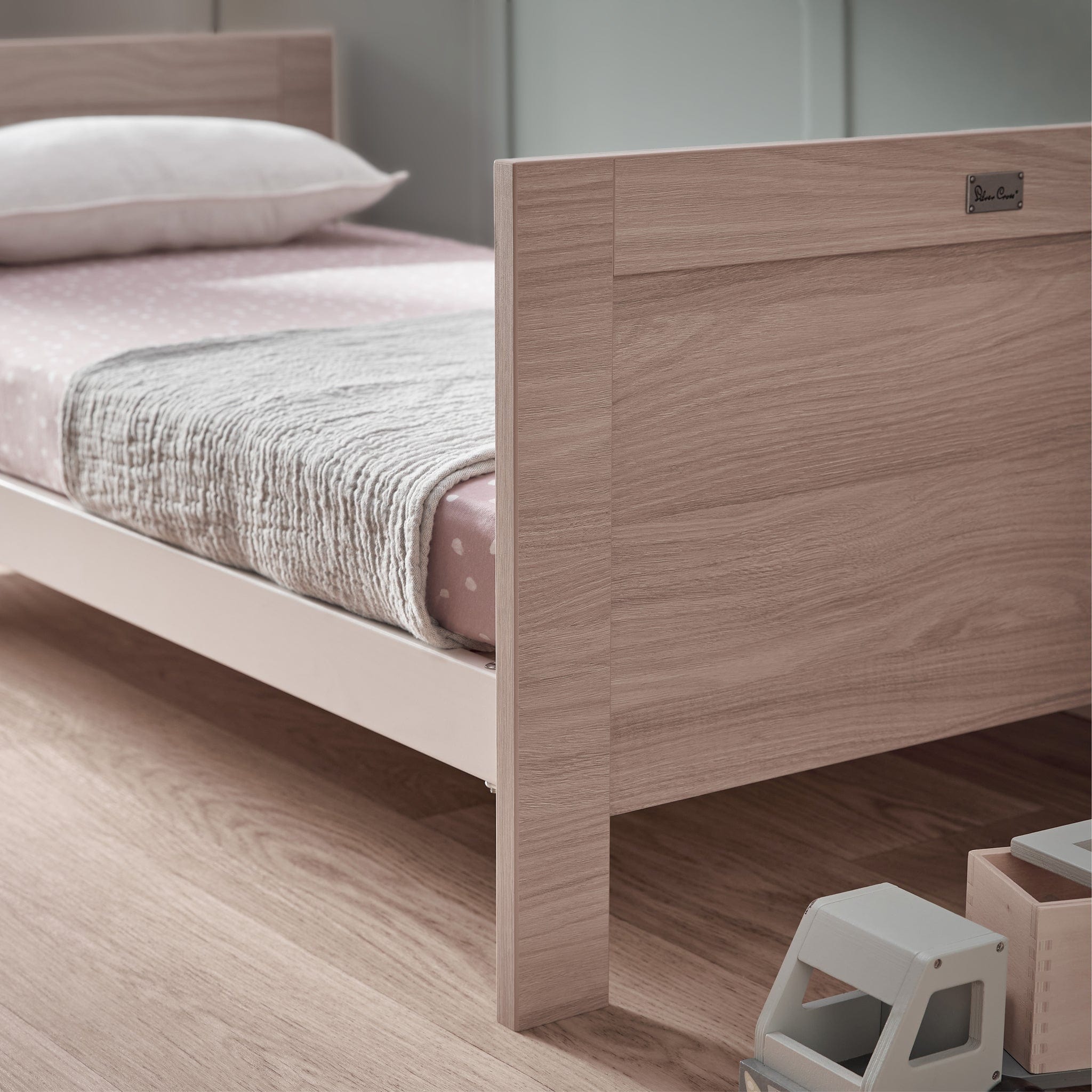 Silver Cross Finchley Oak 3-Piece Nursery Roomset Silver Cross Roomsets 8234-FIN 5055836924209