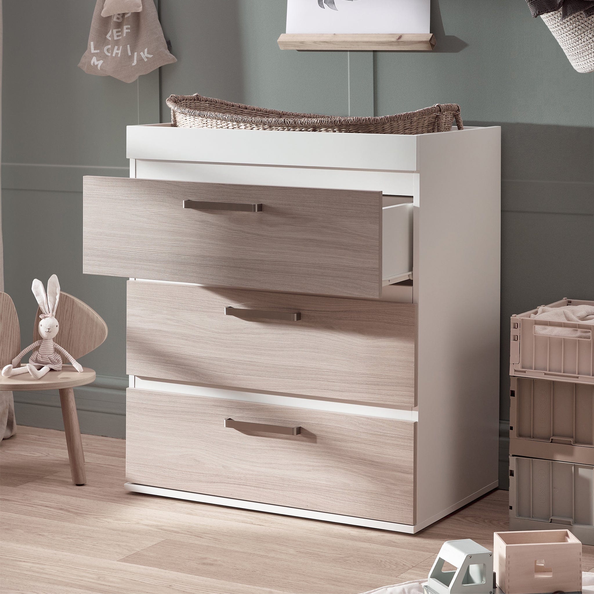 Silver Cross Finchley Oak 3-Piece Nursery Roomset Silver Cross Roomsets 8234-FIN 5055836924209