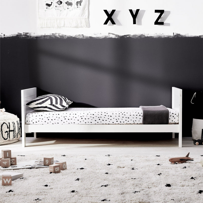 Silver Cross Finchley White 2-Piece Dresser Roomset Silver Cross Roomsets