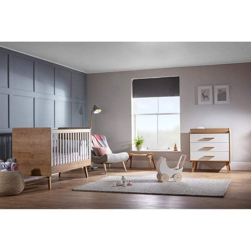 Silver Cross Westport Cot Bed & Dresser Roomset