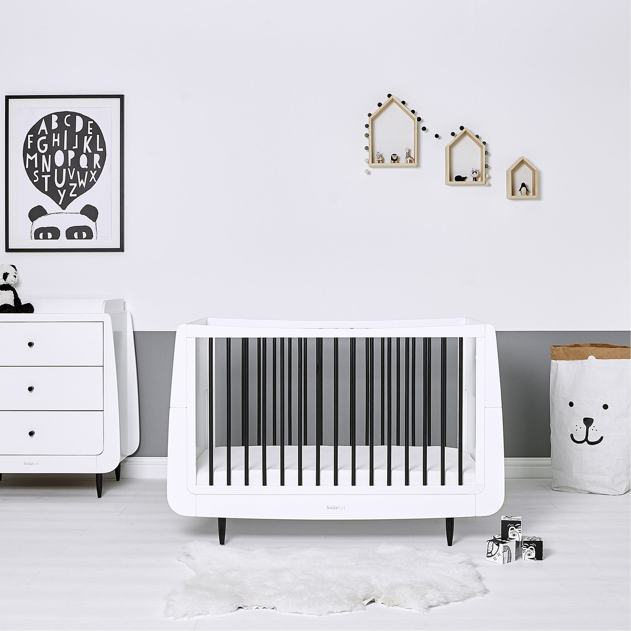 SnüzKot Skandi 2 Piece Nursery Furniture Set in Mono Nursery Room Sets FN007SF 5060157946557